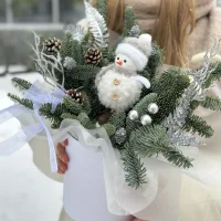 Новогодняя композиция Снеговичок