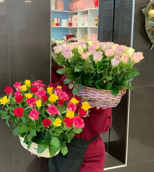 Корзина 35 роз Кения 35 см