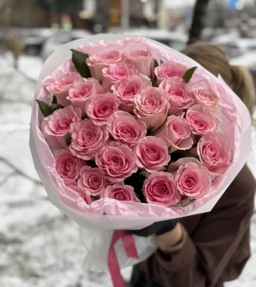 Букет из 25 роз Мандала 60 см