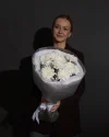 Букет цветов Презент из хризантем (белый)