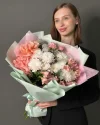 Букет цветов Нежные чувства с розами, хризантемой и альстромерией